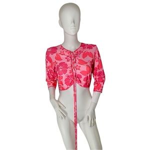 OMIGHTY PINK HIBISCUS FLORAL LACE UP CROP TOP